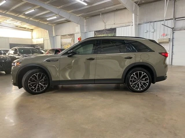 2025 Mazda CX-70 - Image 2 of 14