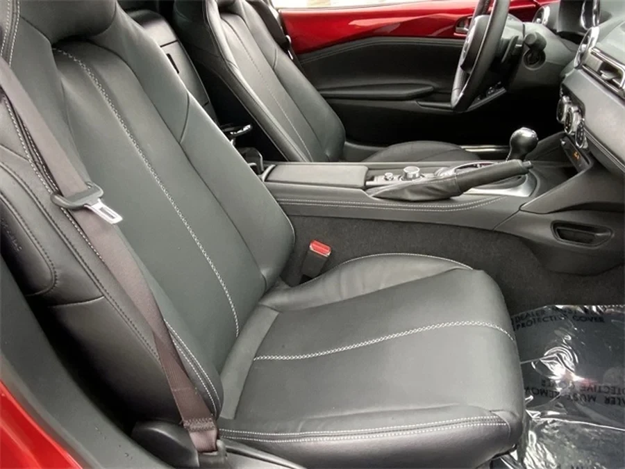 2025 Mazda ND MX-5 Miata - Image 9 of 18