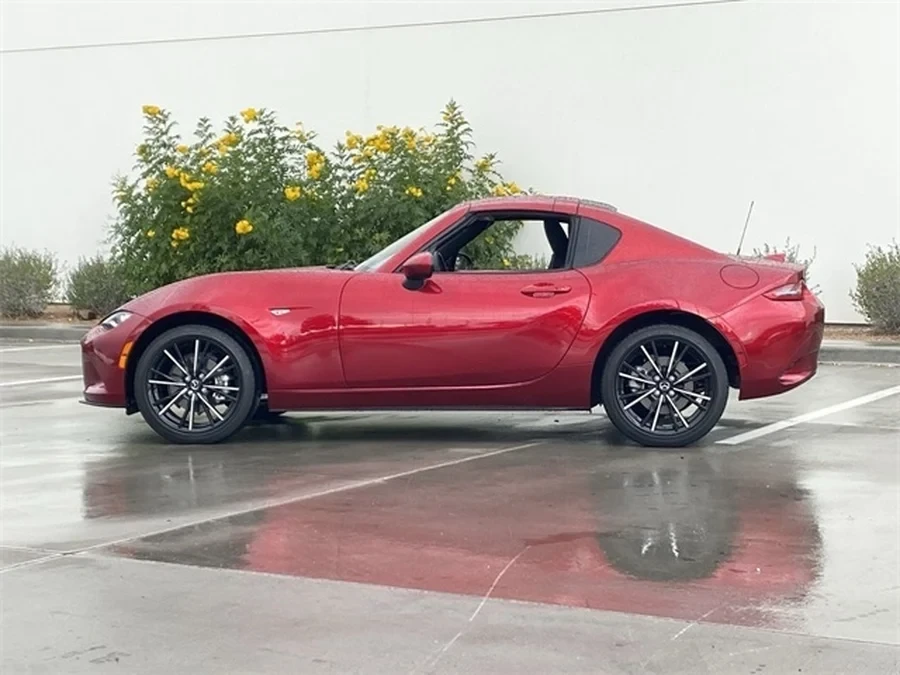 2025 Mazda ND MX-5 Miata - Image 7 of 18