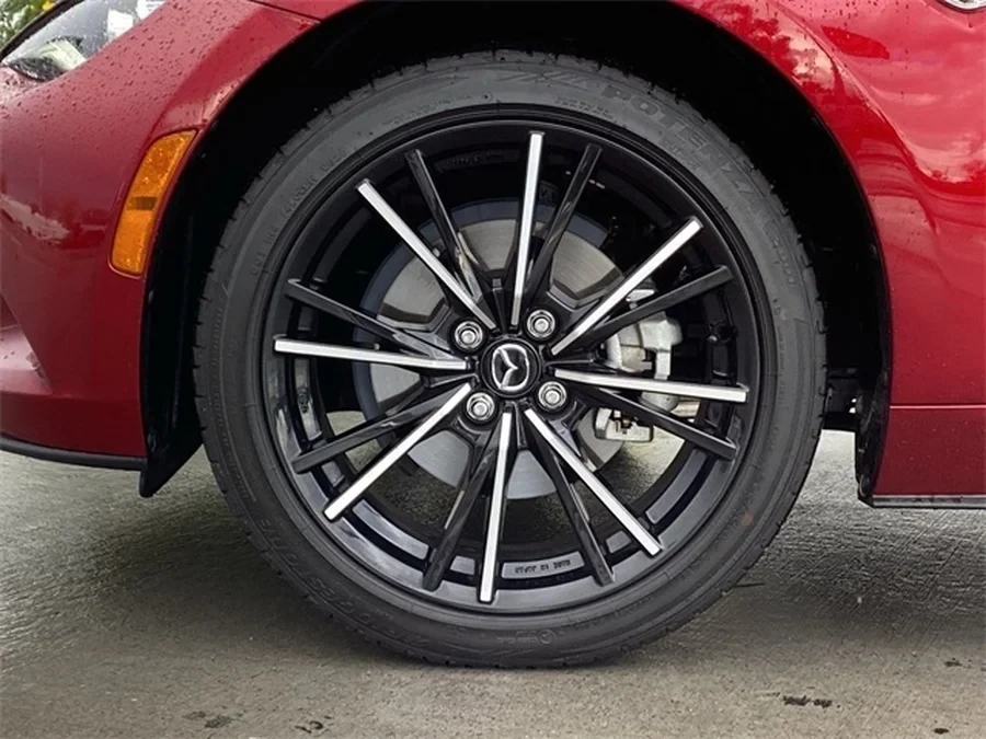 2025 Mazda ND MX-5 Miata - Image 8 of 18