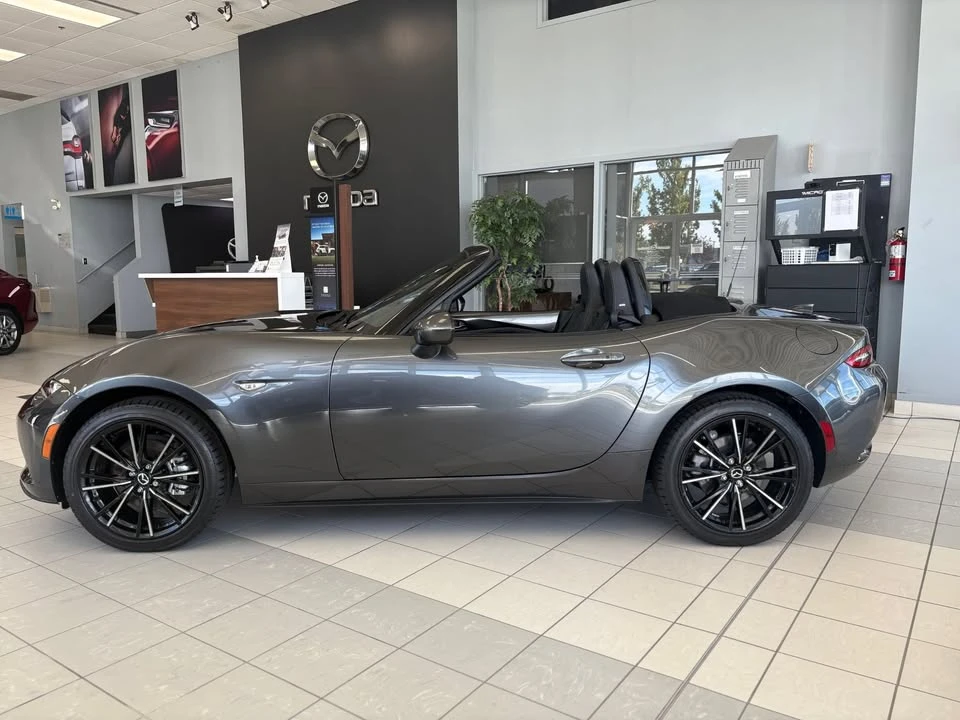 2025 Mazda ND MX-5 Miata - Image 3 of 7