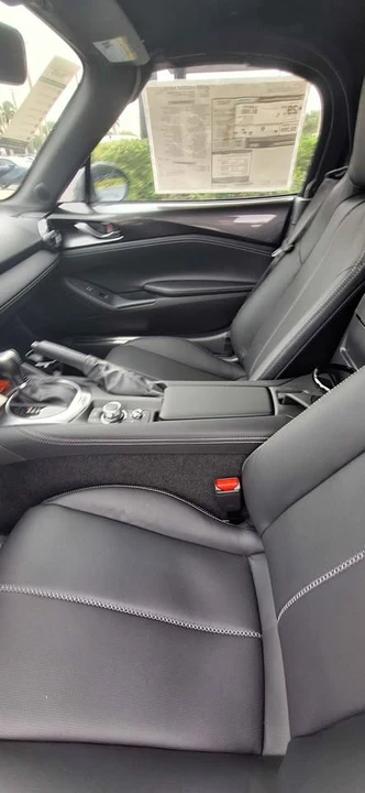 2025 Mazda ND MX-5 Miata - Image 7 of 10