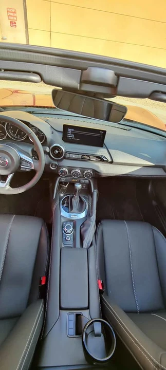 2025 Mazda ND MX-5 Miata - Image 10 of 20