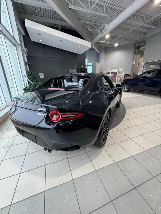 2025 Mazda ND MX-5 Miata - Image 4 of 7
