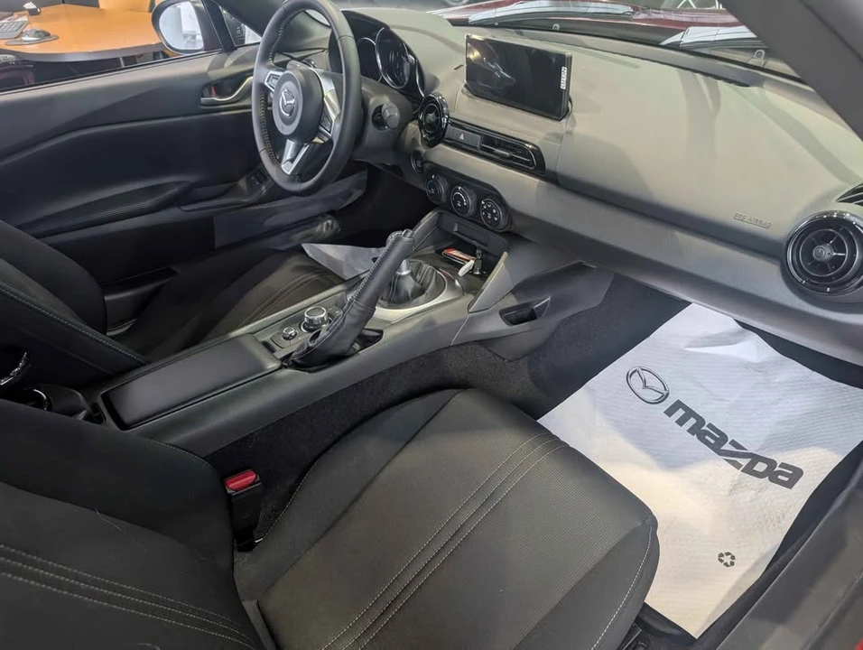 2025 Mazda ND MX-5 Miata - Image 6 of 9