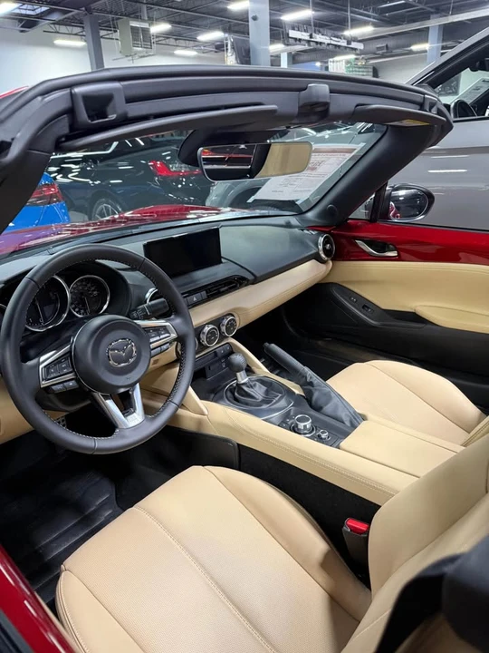 2025 Mazda ND MX-5 Miata - Image 5 of 6