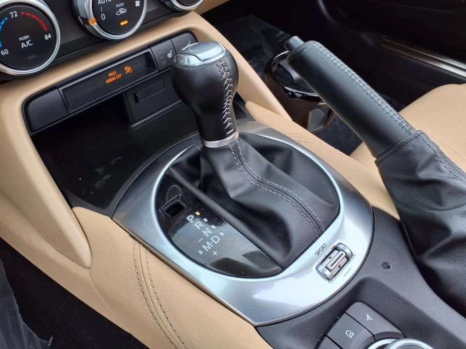 2025 Mazda ND MX-5 Miata - Image 13 of 19
