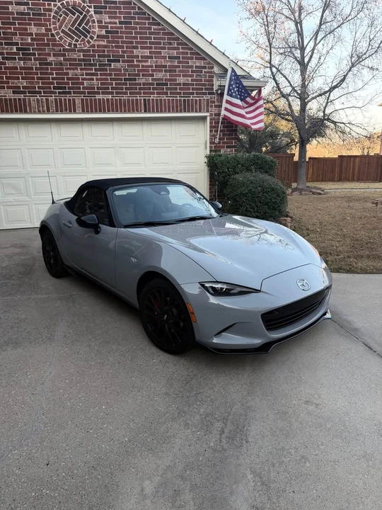 2025 Mazda ND MX-5 Miata - Image 2 of 11