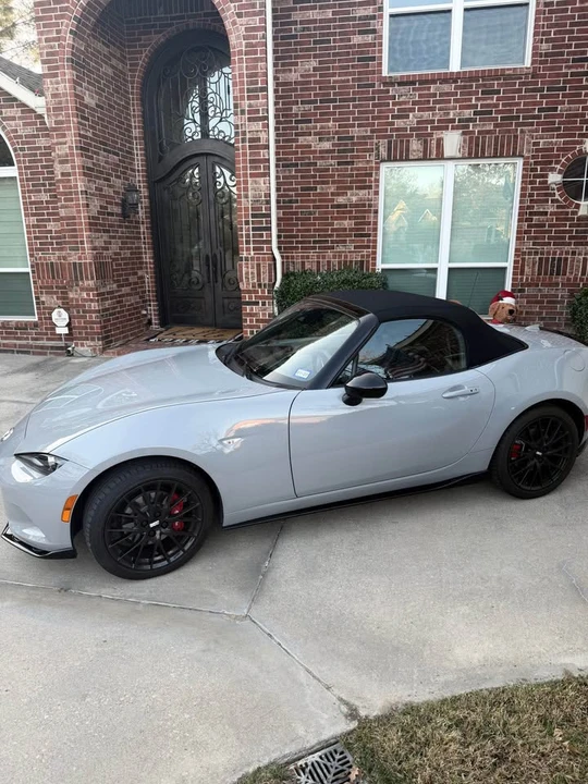 2025 Mazda ND MX-5 Miata - Image 4 of 11