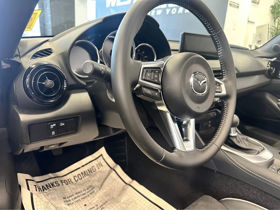 2025 Mazda ND MX-5 Miata - Image 7 of 9