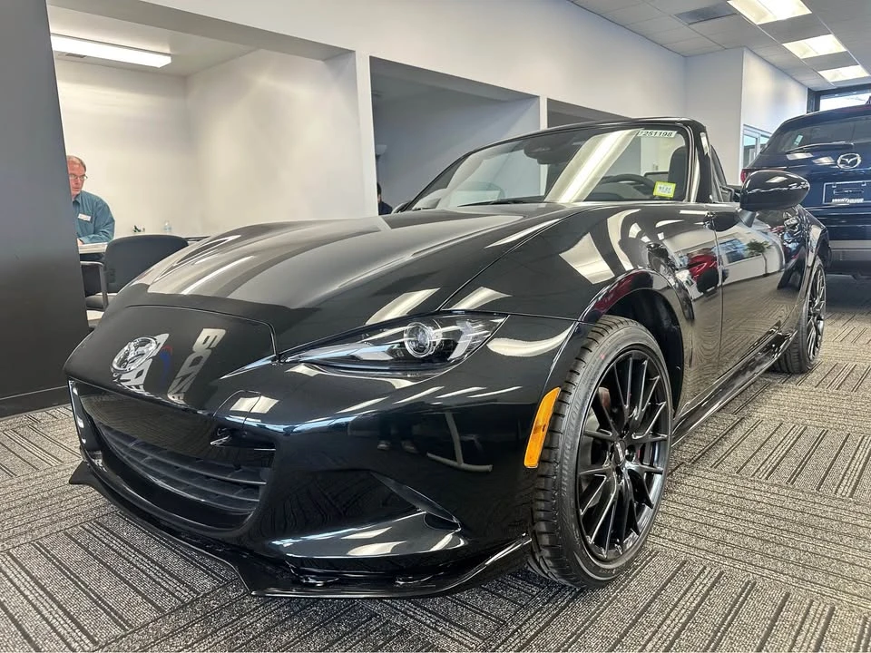 2025 Mazda ND MX-5 Miata - Image 2 of 9
