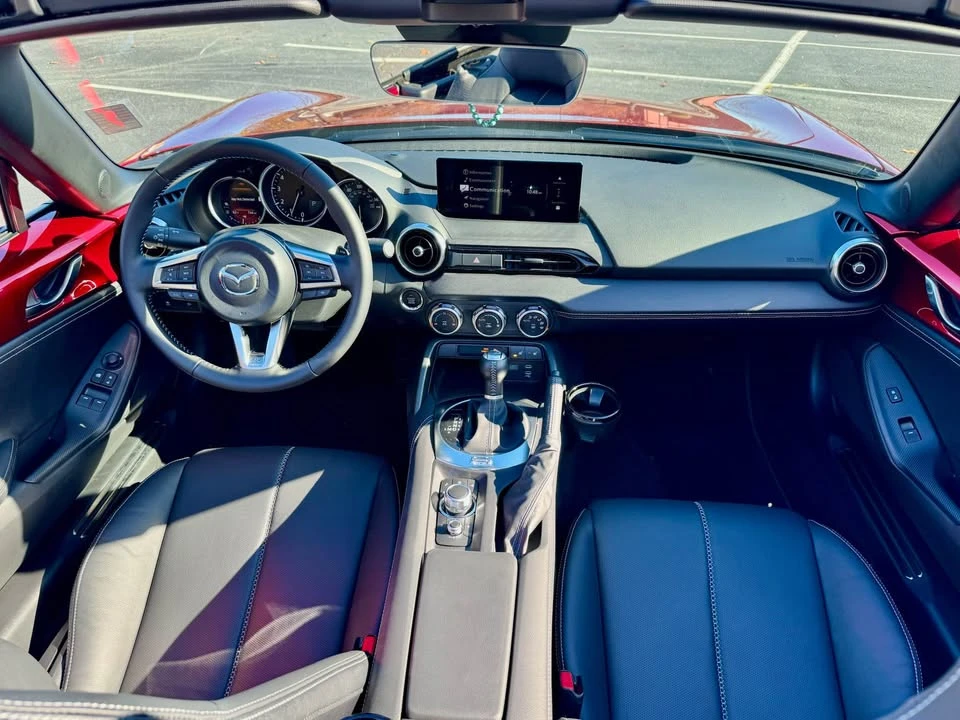 2025 Mazda ND MX-5 Miata - Image 12 of 13