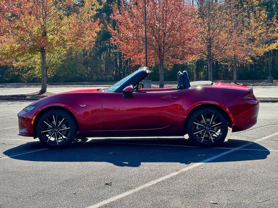 2025 Mazda ND MX-5 Miata - Image 3 of 13
