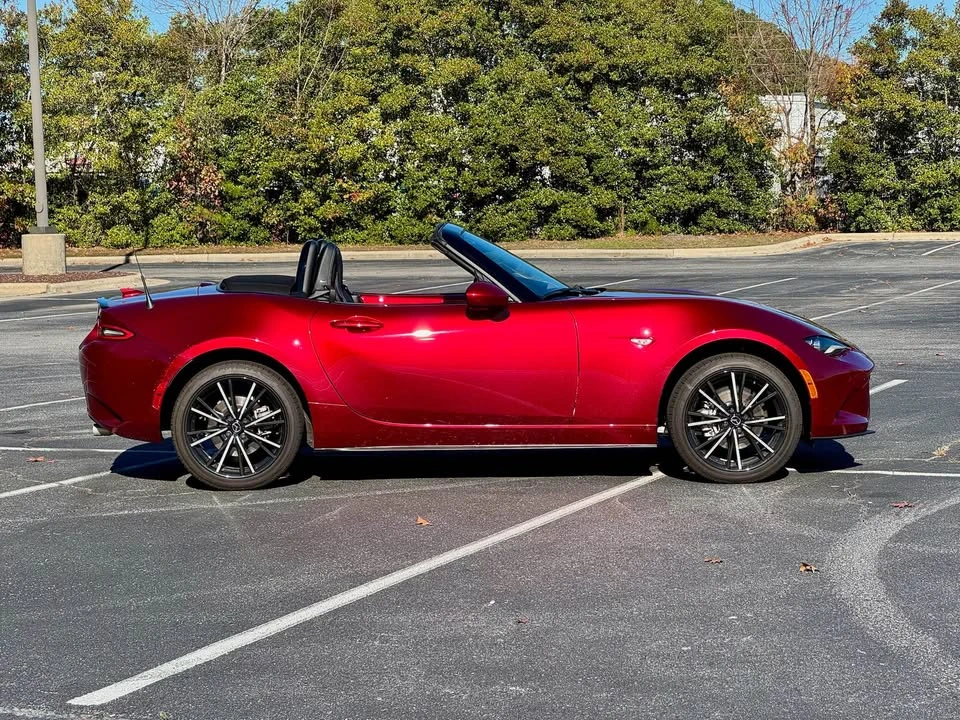 2025 Mazda ND MX-5 Miata - Image 8 of 13