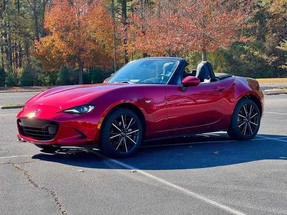 2025 Mazda ND MX-5 Miata - Image 2 of 13