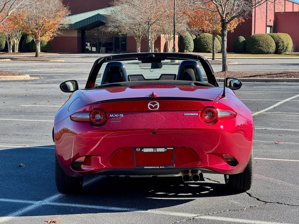 2025 Mazda ND MX-5 Miata - Image 5 of 13