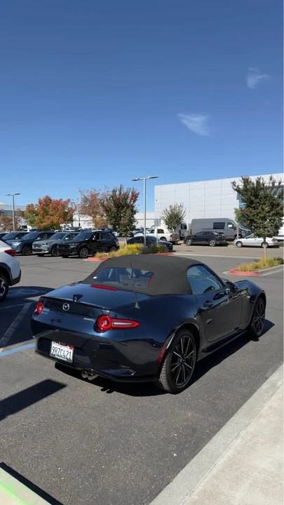 2025 Mazda ND MX-5 Miata - Image 4 of 7