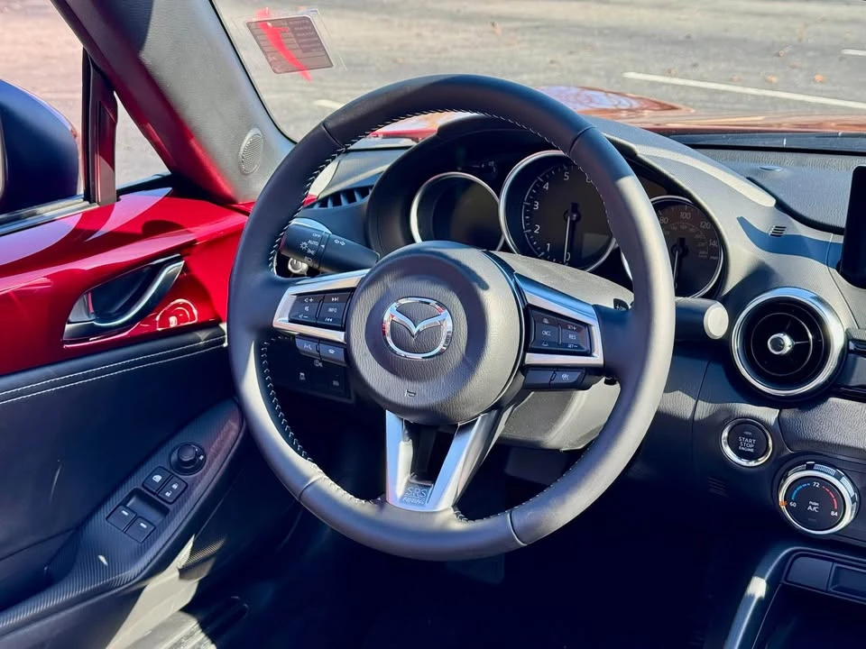 2025 Mazda ND MX-5 Miata - Image 4 of 7
