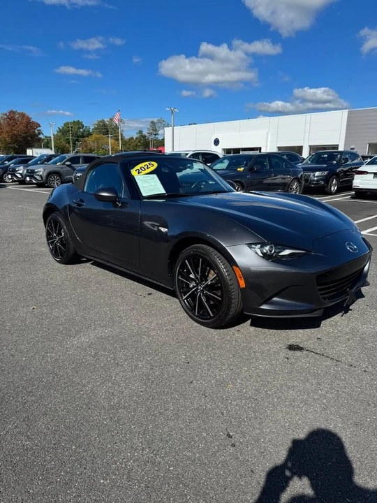 2025 Mazda ND MX-5 Miata - Image 3 of 8