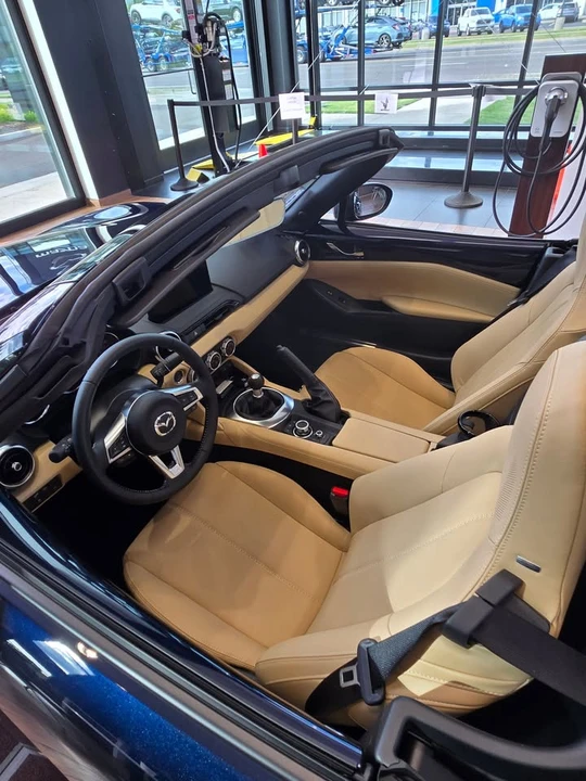 2025 Mazda ND MX-5 Miata - Image 3 of 15