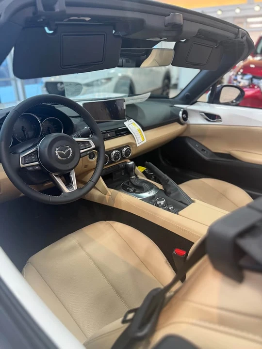 2025 Mazda ND MX-5 Miata - Image 3 of 5