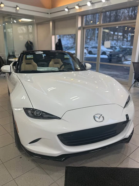 2025 Mazda ND MX-5 Miata - Image 5 of 5