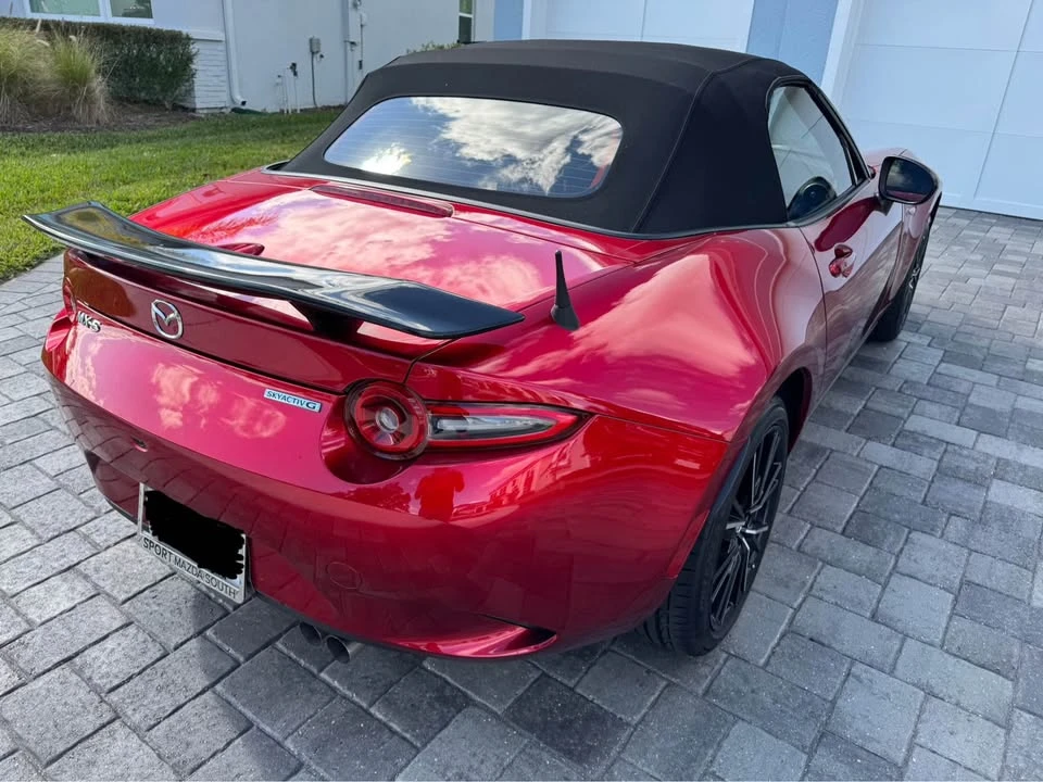 2025 Mazda ND MX-5 Miata - Image 5 of 12
