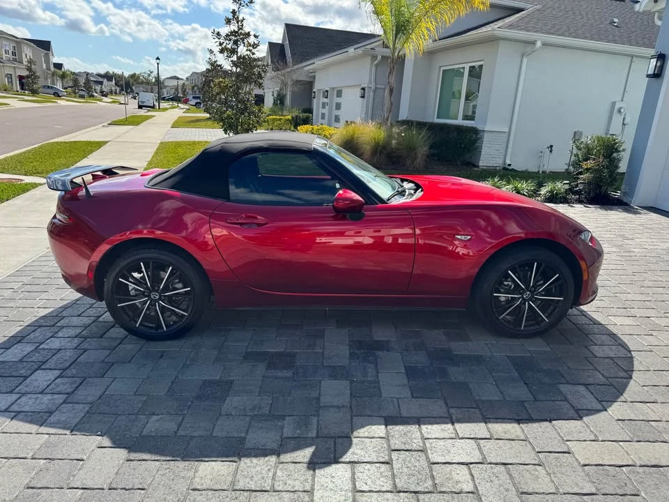 2025 Mazda ND MX-5 Miata - Image 4 of 12
