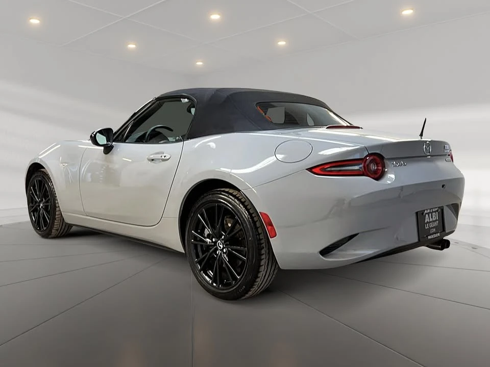 2025 Mazda ND MX-5 Miata - Image 7 of 10