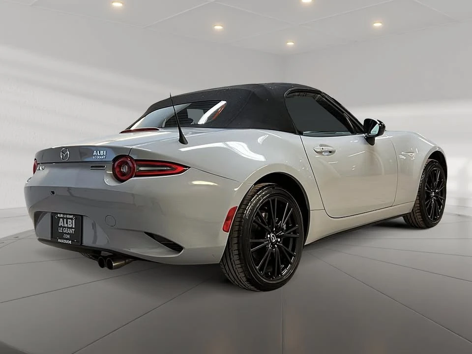 2025 Mazda ND MX-5 Miata - Image 5 of 10