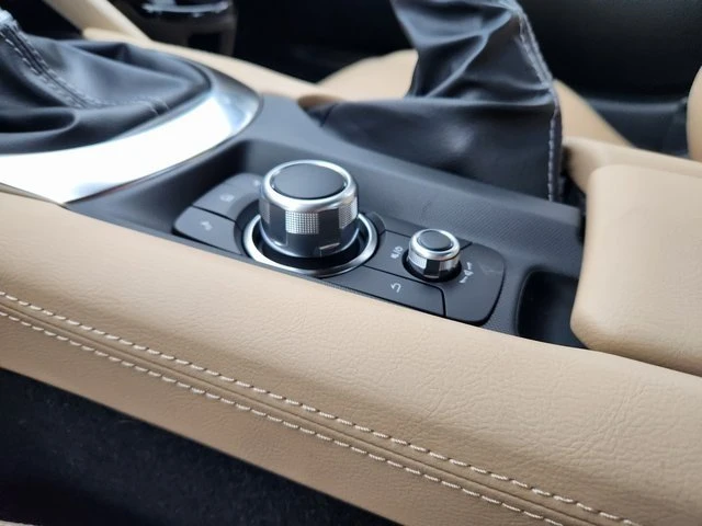 2025 Mazda ND MX-5 Miata - Image 13 of 20