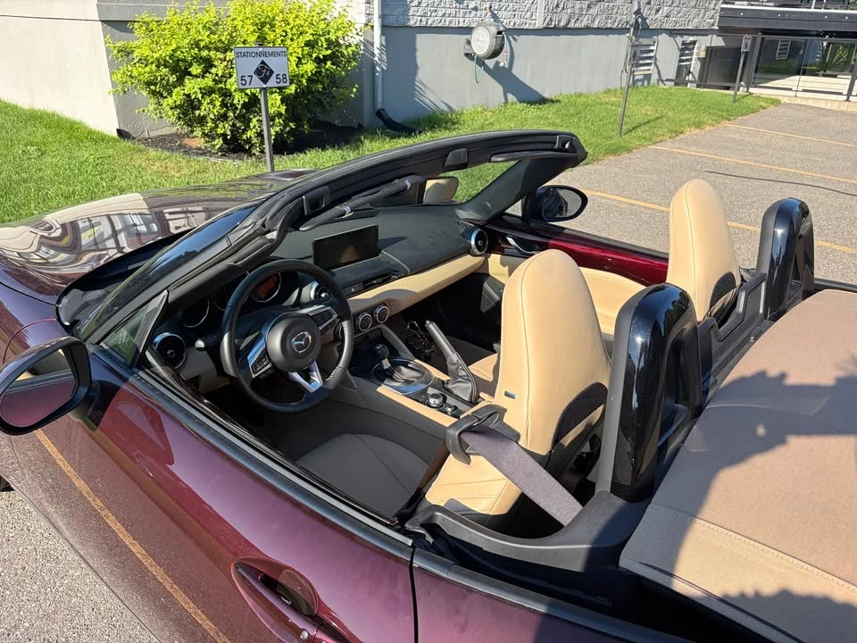 2025 Mazda ND MX-5 Miata - Image 9 of 13