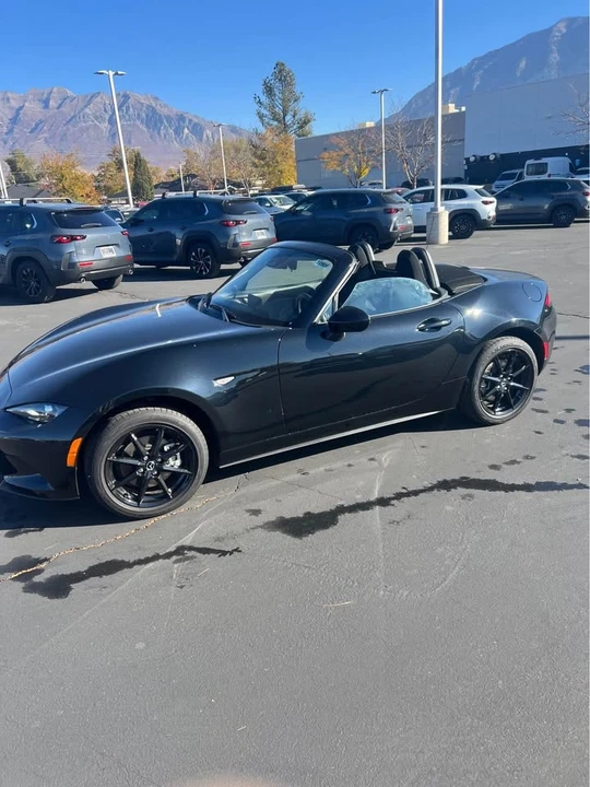 2025 Mazda ND MX-5 Miata - Image 2 of 7