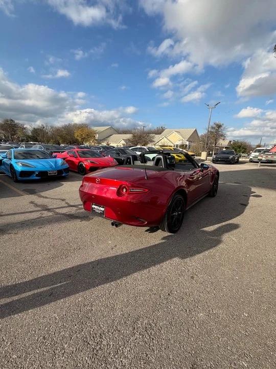 2025 Mazda ND MX-5 Miata - Image 7 of 10