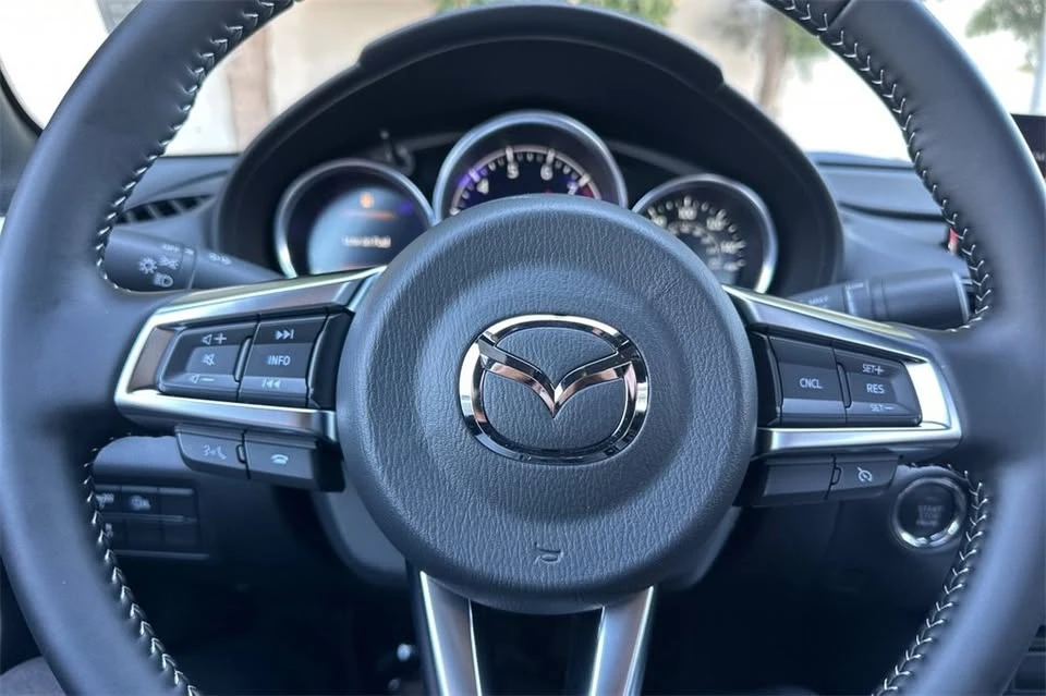 2025 Mazda ND MX-5 Miata - Image 18 of 18