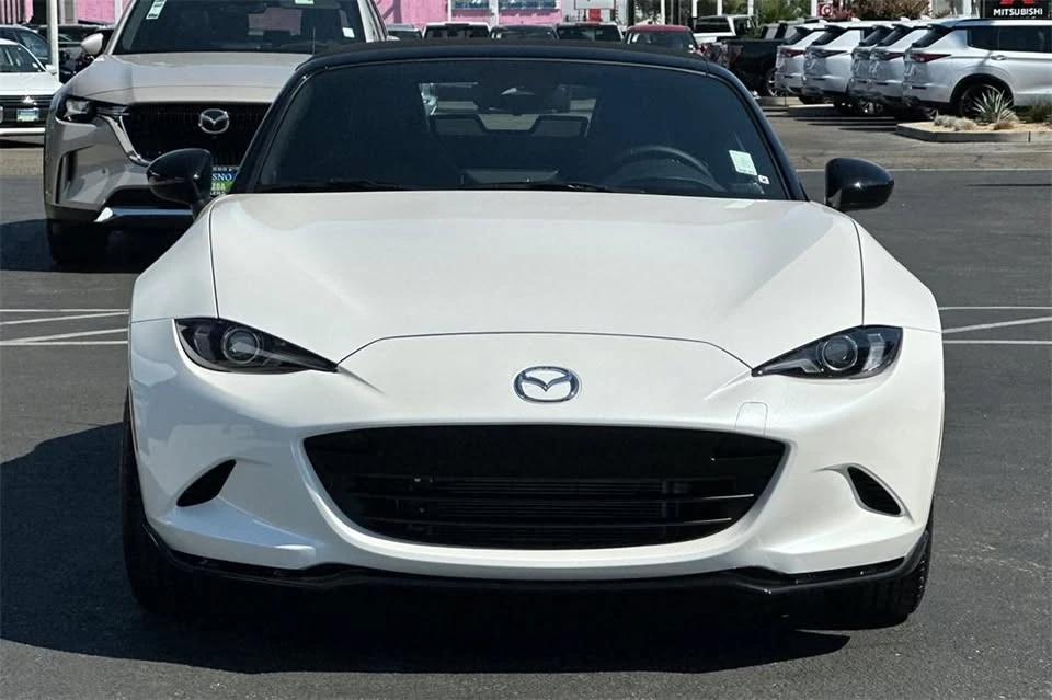 2025 Mazda ND MX-5 Miata - Image 8 of 18
