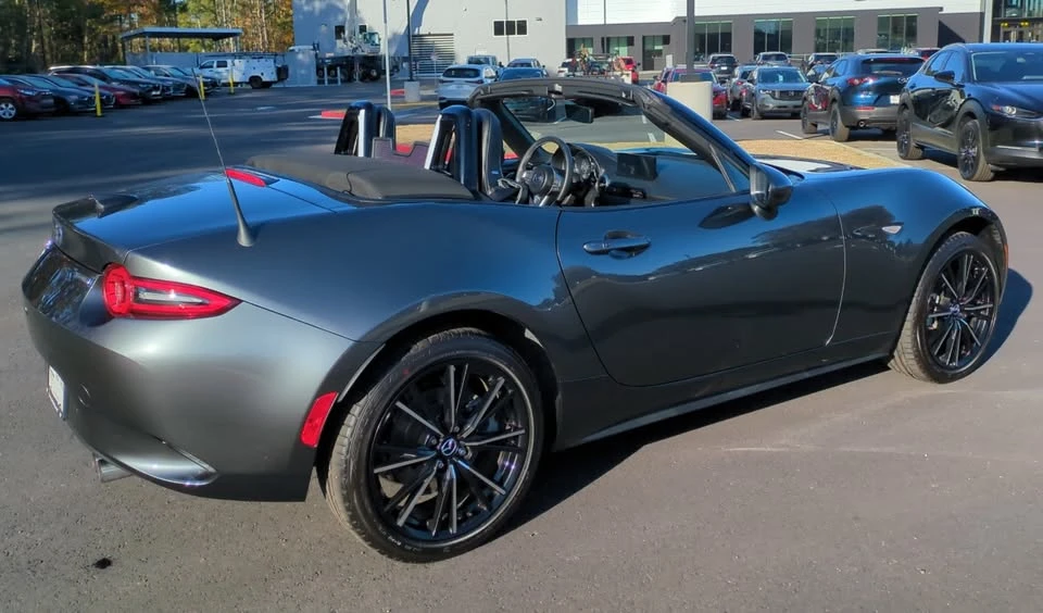 2025 Mazda ND MX-5 Miata - Image 3 of 11