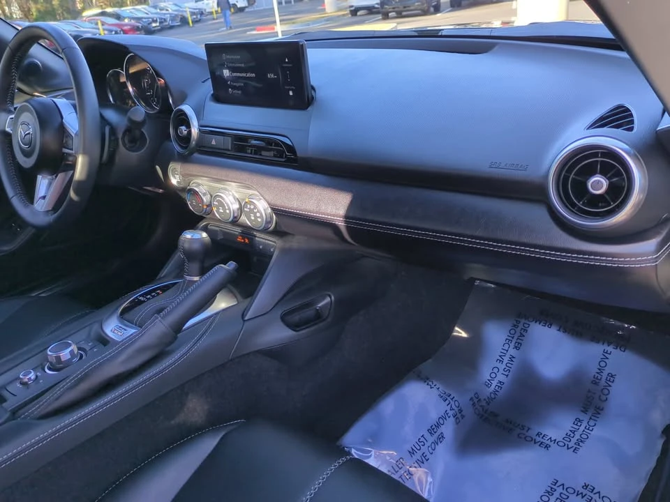 2025 Mazda ND MX-5 Miata - Image 8 of 11