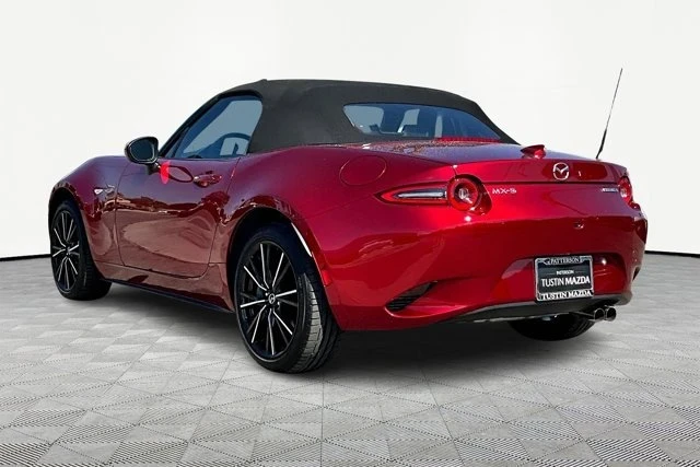 2025 Mazda ND MX-5 Miata - Image 5 of 11