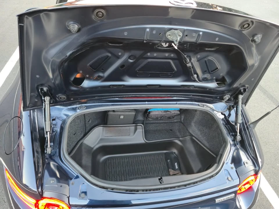 2025 Mazda ND MX-5 Miata - Image 11 of 19