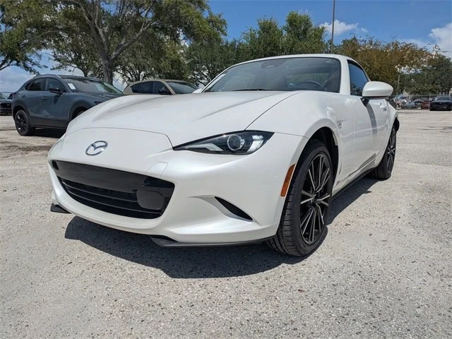 2025 Mazda ND MX-5 Miata - Image 6 of 18