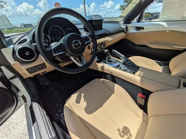 2025 Mazda ND MX-5 Miata - Image 12 of 18