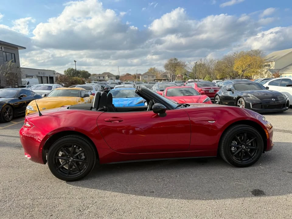 2025 Mazda ND MX-5 Miata - Image 6 of 9