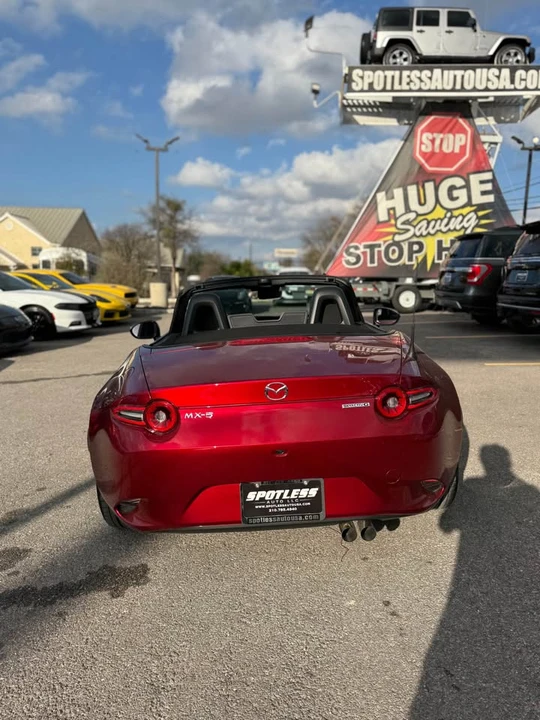 2025 Mazda ND MX-5 Miata - Image 4 of 9