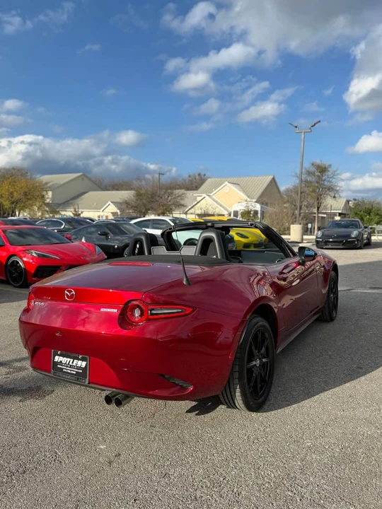 2025 Mazda ND MX-5 Miata - Image 5 of 9