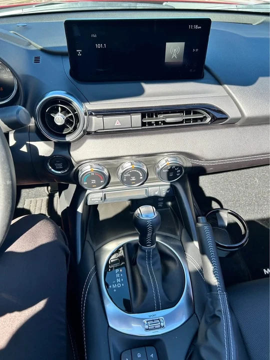 2025 Mazda ND MX-5 Miata - Image 13 of 16