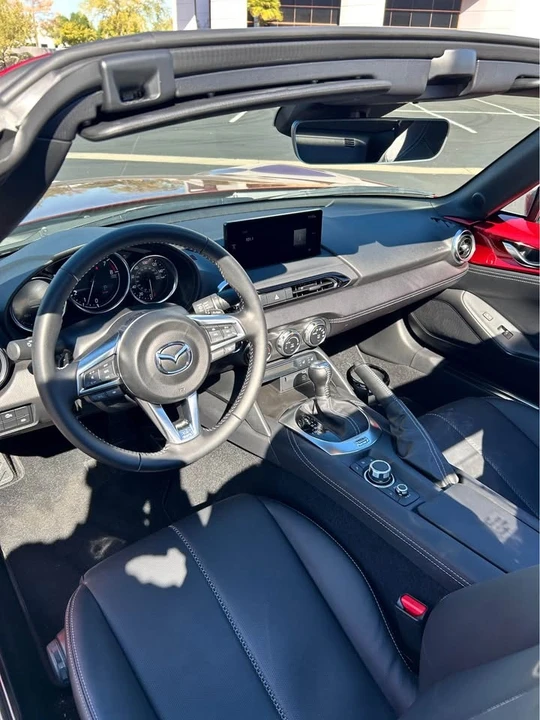 2025 Mazda ND MX-5 Miata - Image 11 of 16