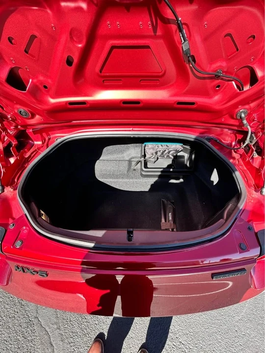 2025 Mazda ND MX-5 Miata - Image 9 of 16