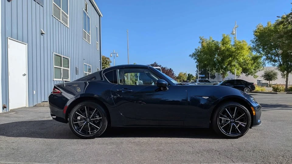 2025 Mazda ND MX-5 Miata - Image 4 of 8