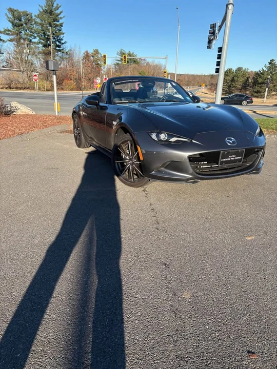 2025 Mazda ND MX-5 Miata - Image 6 of 10